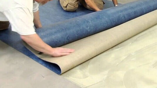 montaz-wykladziny-linoleum.jpg